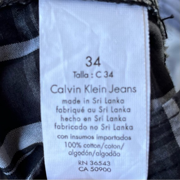 •Calvin Klein• Men’s Black/Gray Plaid Shorts - Size 34 - Picture 8 of 10